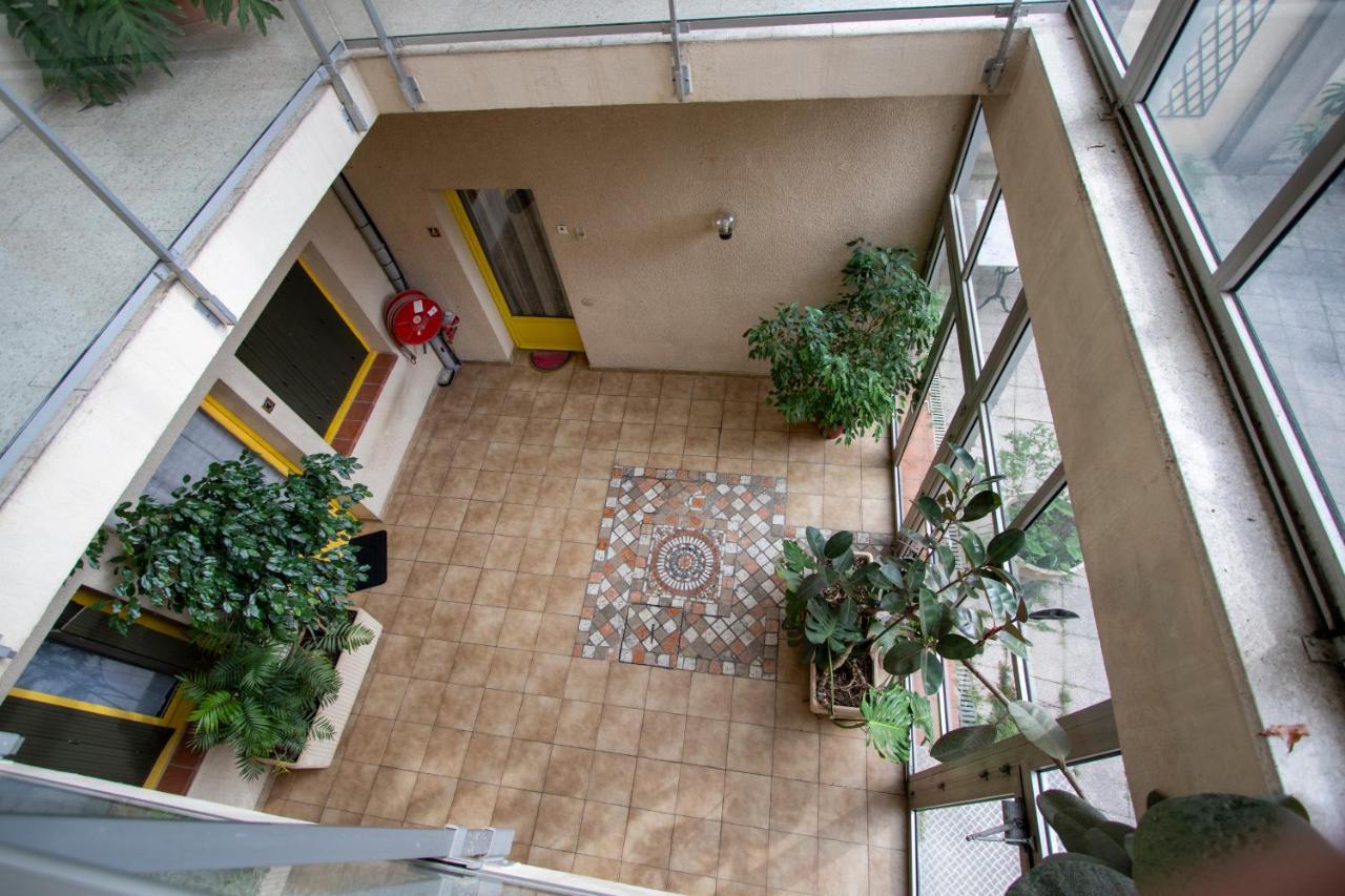 La MAISON D'ANTONIN Nîmes Esterno foto