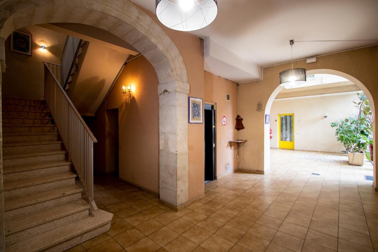 La MAISON D'ANTONIN Nîmes Esterno foto