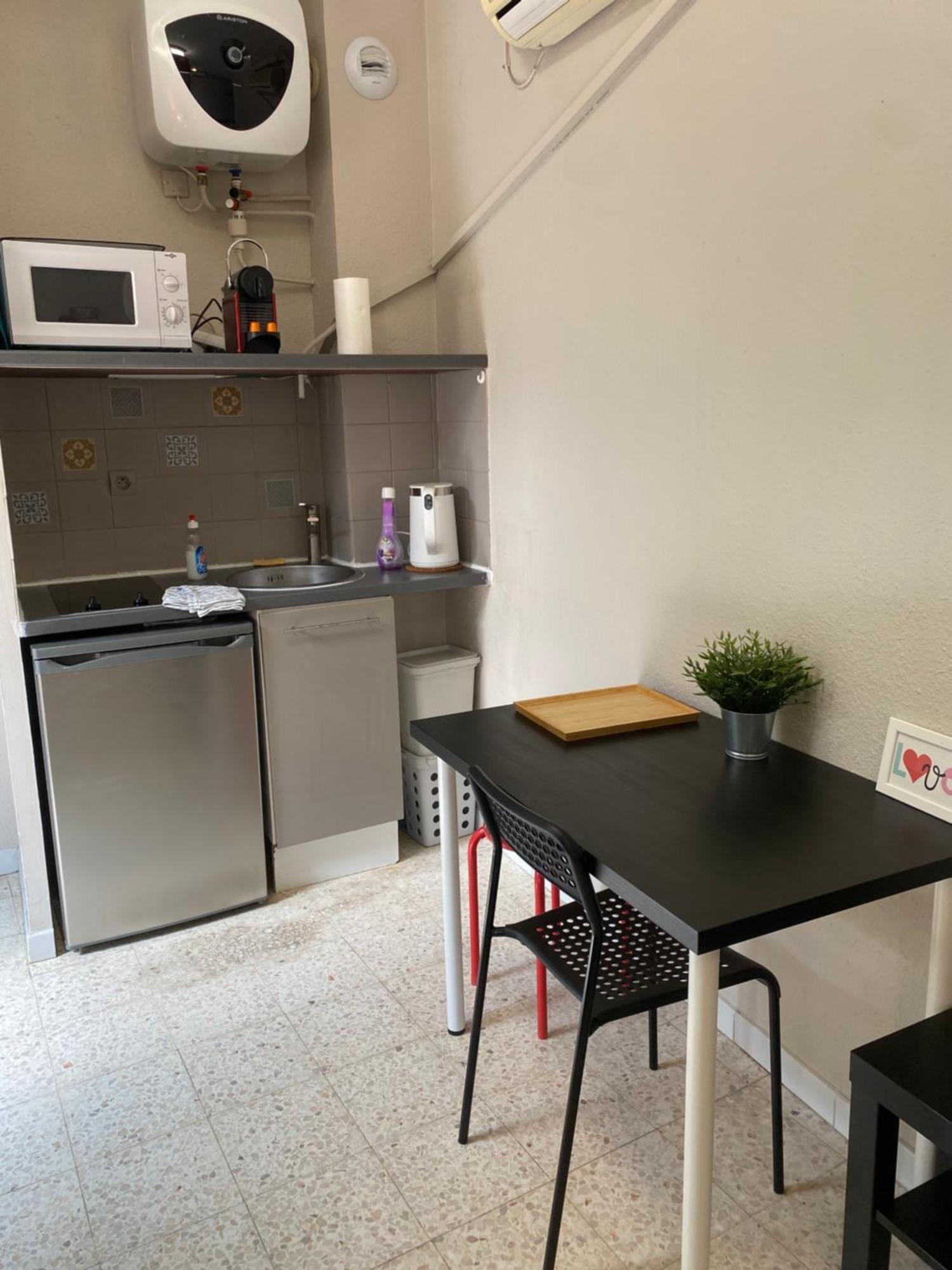 La MAISON D'ANTONIN Nîmes Esterno foto